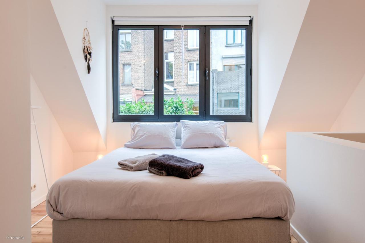 Stylishly Furnished Private Home In A Vibrant Area アントウェルペン エクステリア 写真